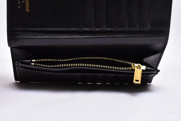 YSL Crocodile Texture Leather Long Wallet - Image 4