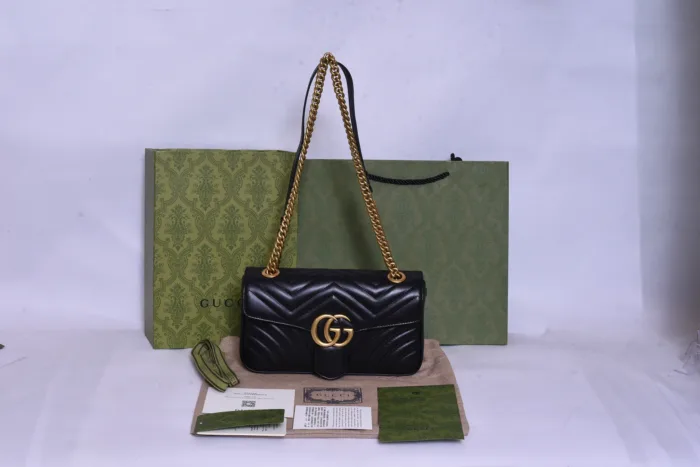 Gucci GG Logo Black Bag - Image 2