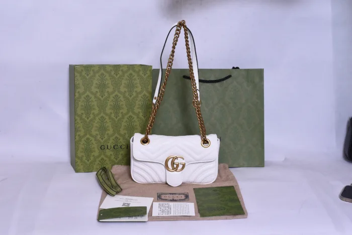 Gucci GG Logo White Bag - Image 2