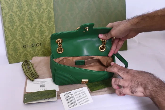 Gucci GG Logo Green Bag - Image 5