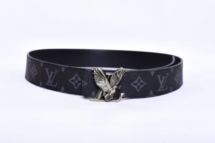 Louis.Vuitton Silver Logo Black Belt - Image 3